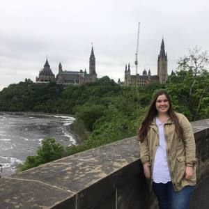 Meet your Posher, Hailey